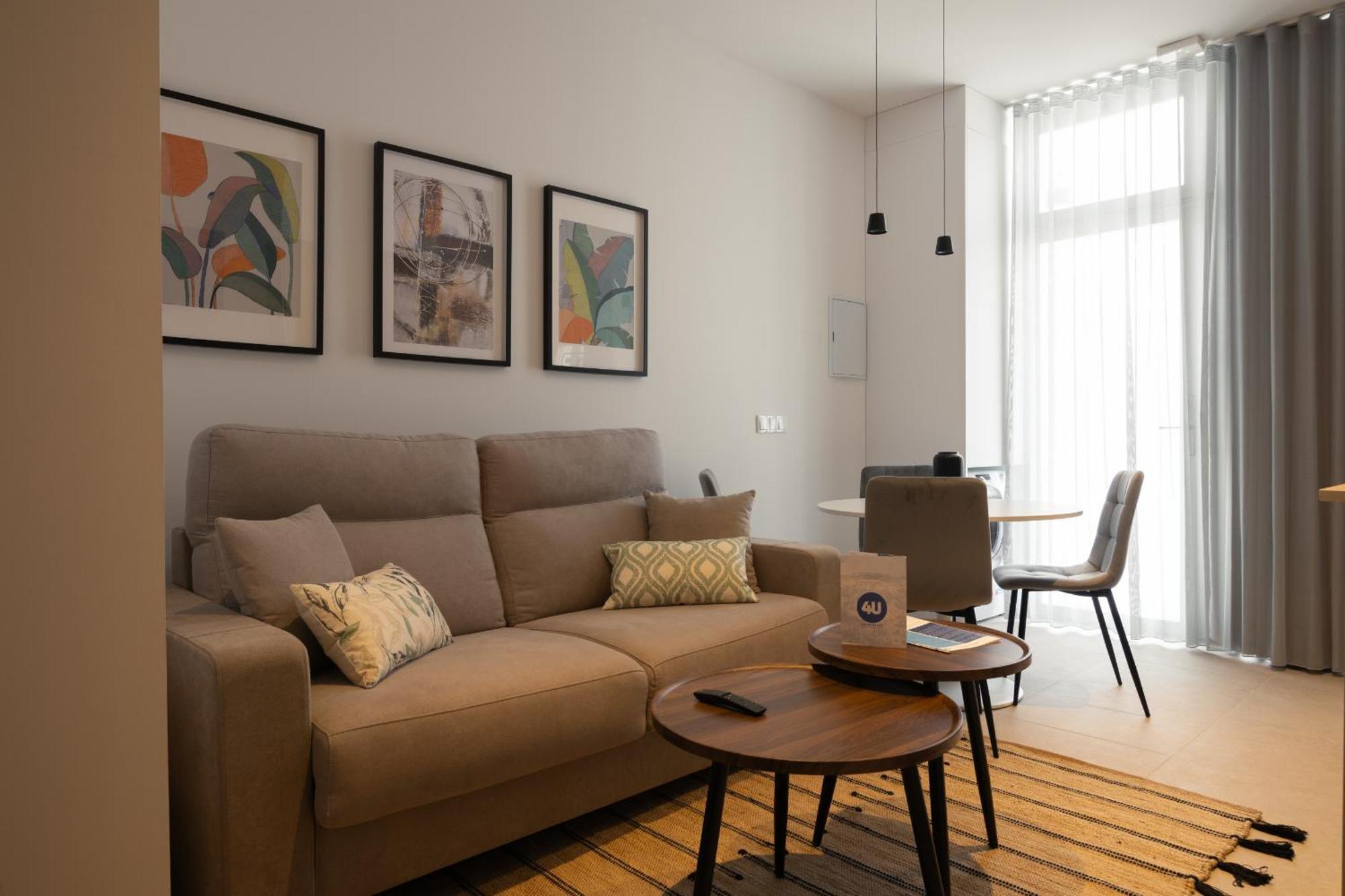 Dorm4You Arena Plaza Valencia Eksteriør bilde